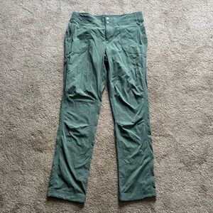 Athleta Green Trekkie Pants with Straight Leg Cargo Design, Hiking Must!